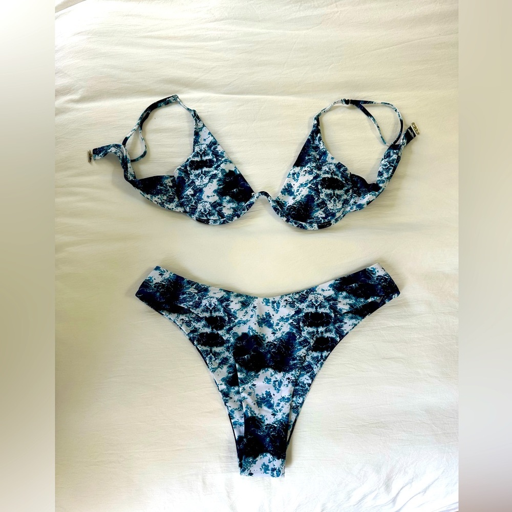 NWOT Zaful Bikini Set